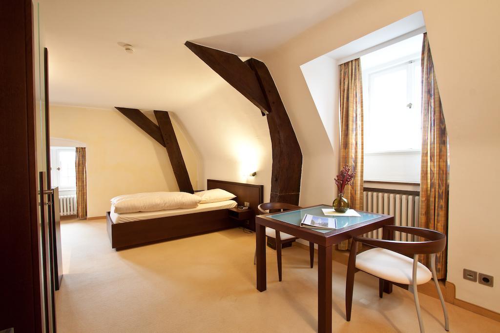 Schloss Raesfeld Hotel Стая снимка